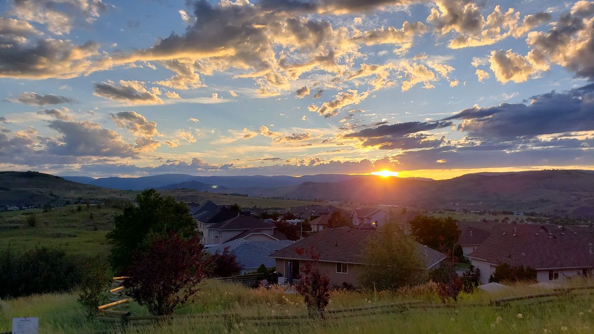 Sunset clouds over the valley